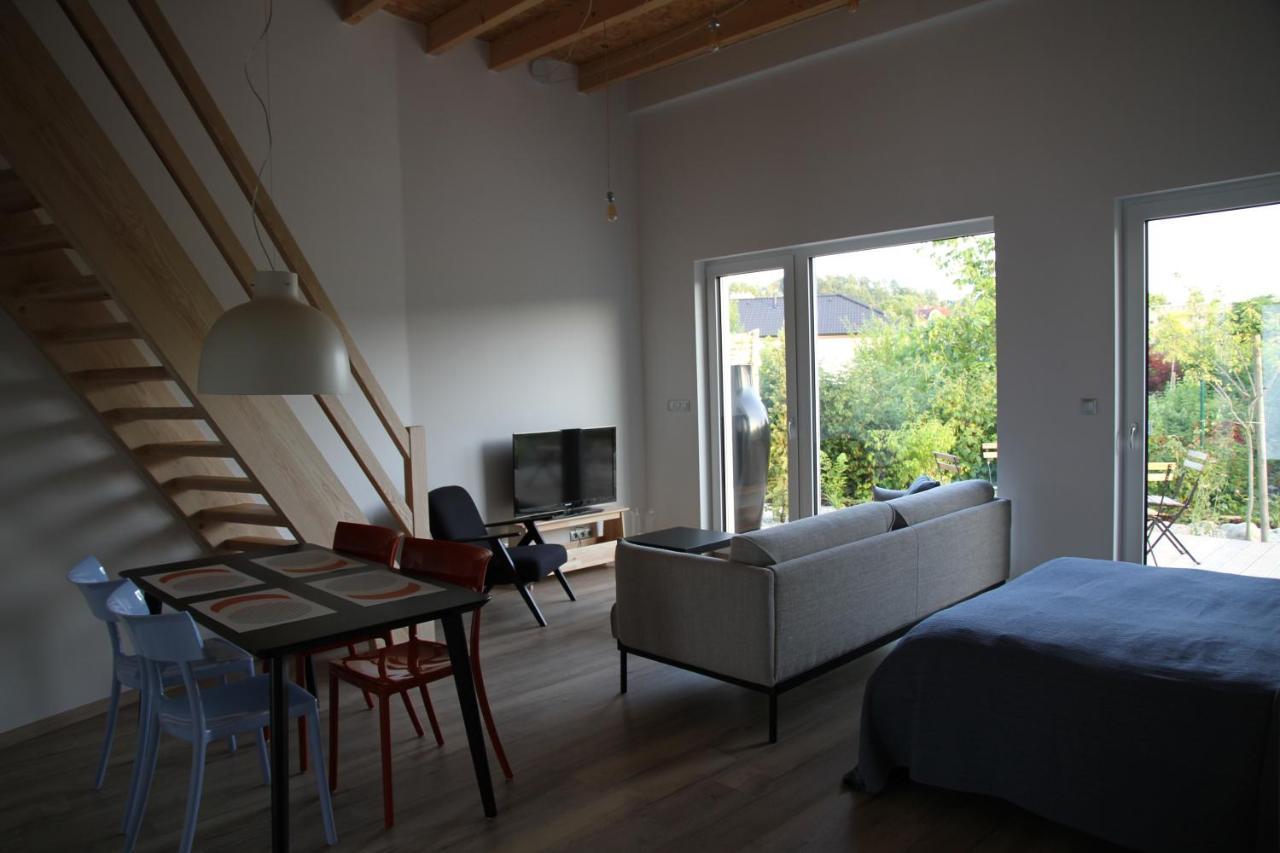 Apartmany Hluboka Nad Vltavou S Vyhledem Na Zamek Extérieur photo