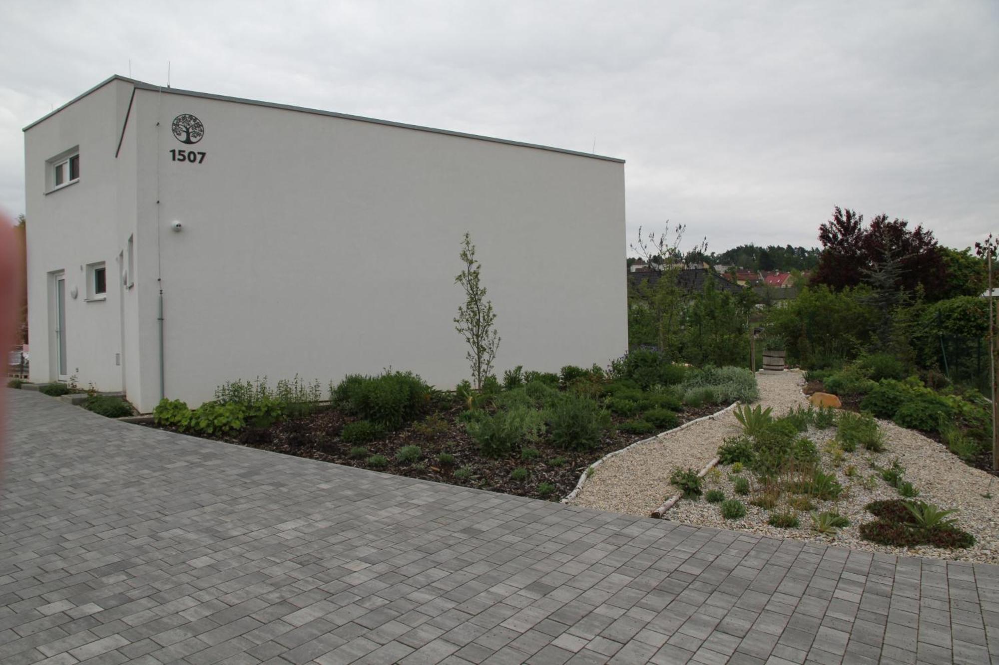Apartmany Hluboka Nad Vltavou S Vyhledem Na Zamek Extérieur photo